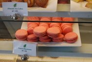 Guava macarons