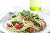 Refreshing Thai Green Papaya Salad