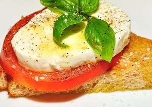 Classic tomato, basil